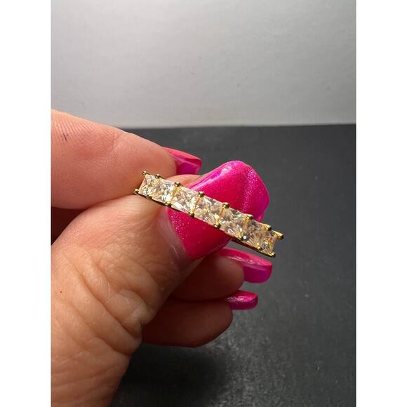 Moissanite 7 stone ring yg over sterling silver ring size 9 - Picture 4 of 11